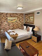 Bosphorus Bridge Hotel