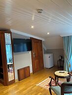 Bosphorus Bridge Hotel