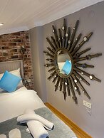 Bosphorus Bridge Hotel