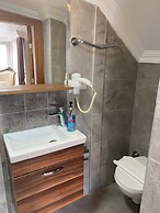 Bosphorus Bridge Hotel