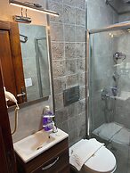 Bosphorus Bridge Hotel