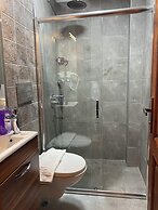 Bosphorus Bridge Hotel