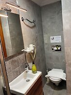 Bosphorus Bridge Hotel