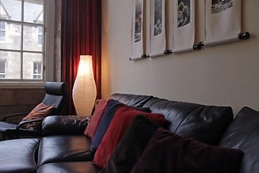 Royal Mile Mansions by Edinburgh City Apartments