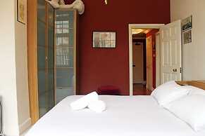 Royal Mile Mansions by Edinburgh City Apartments