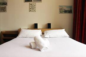 Royal Mile Mansions by Edinburgh City Apartments