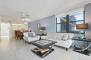 Seaview Ct. 507 Marco Island Vacation Rental 2 Bedroom Condo by Redawn