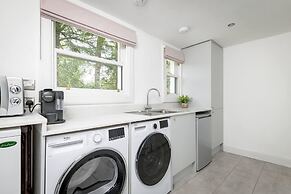 Captivating 4-bed House in Killin