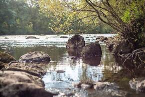 Captivating 4-bed House in Killin