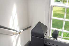 Captivating 4-bed House in Killin