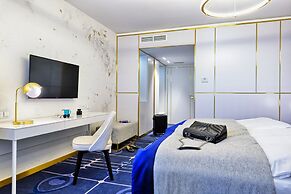 Hotel Ferreus Modern Art Deco