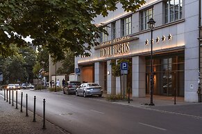 Hotel Ferreus Modern Art Deco