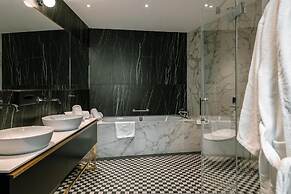 Hotel Ferreus Modern Art Deco