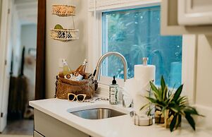 The Hideaway Hull Bay