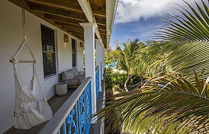 The Hideaway Hull Bay