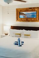 The Hideaway Hull Bay