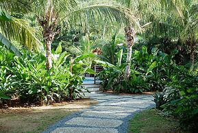 The Hideaway Hull Bay