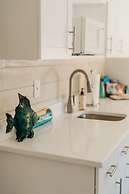 The Hideaway Hull Bay