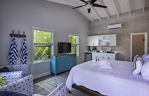 The Hideaway Hull Bay