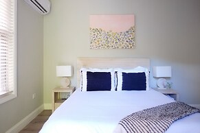 The Hideaway Hull Bay