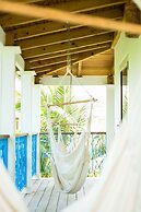 The Hideaway Hull Bay