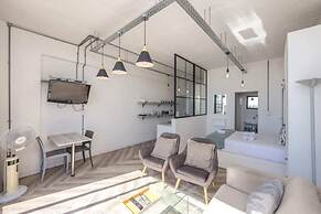 Homely Studio Apartment in Cape Town
