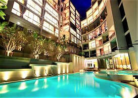 Deluxe apartment at Icon Park Condo