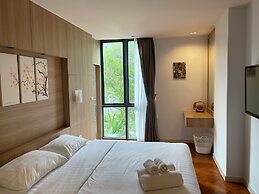 Deluxe apartment at Icon Park Condo