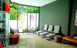 Deluxe apartment at Icon Park Condo