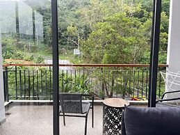 Deluxe apartment at Icon Park Condo