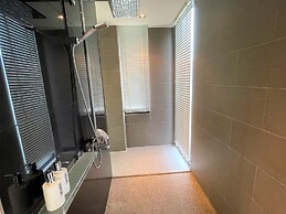 Deluxe apartment at Icon Park Condo