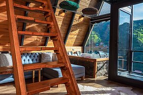 Pavri Suit Bungalov