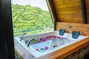 Pavri Suit Bungalov