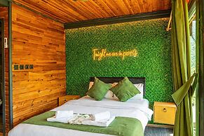 Pavri Suit Bungalov