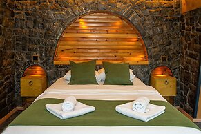 Pavri Suit Bungalov