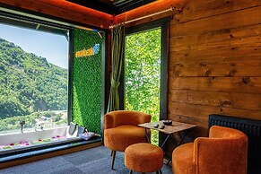 Pavri Suit Bungalov