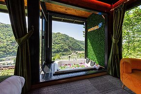 Pavri Suit Bungalov