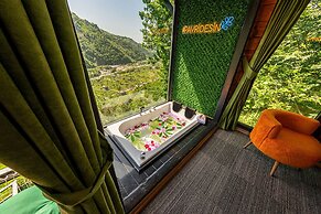 Pavri Suit Bungalov