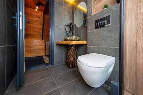 Pavri Suit Bungalov