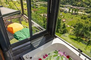 Pavri Suit Bungalov