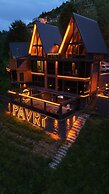 Pavri Suit Bungalov