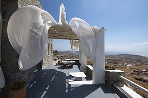 Mykonos Teatro Suites and Villa