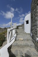 Mykonos Teatro Suites and Villa