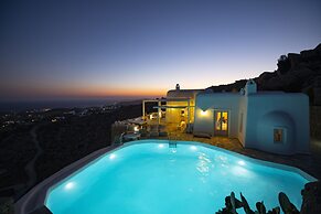 Mykonos Teatro Suites and Villa