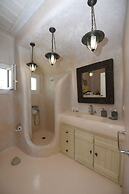 Mykonos Teatro Suites and Villa