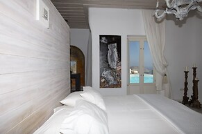 Mykonos Teatro Suites and Villa