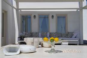 Mykonos Teatro Suites and Villa