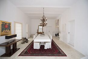 Mykonos Teatro Suites and Villa