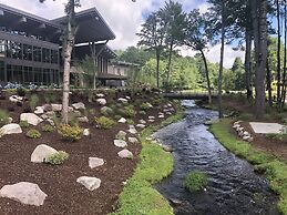 The Bradstan Boutique Hotel