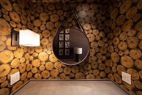 The Bradstan Boutique Hotel